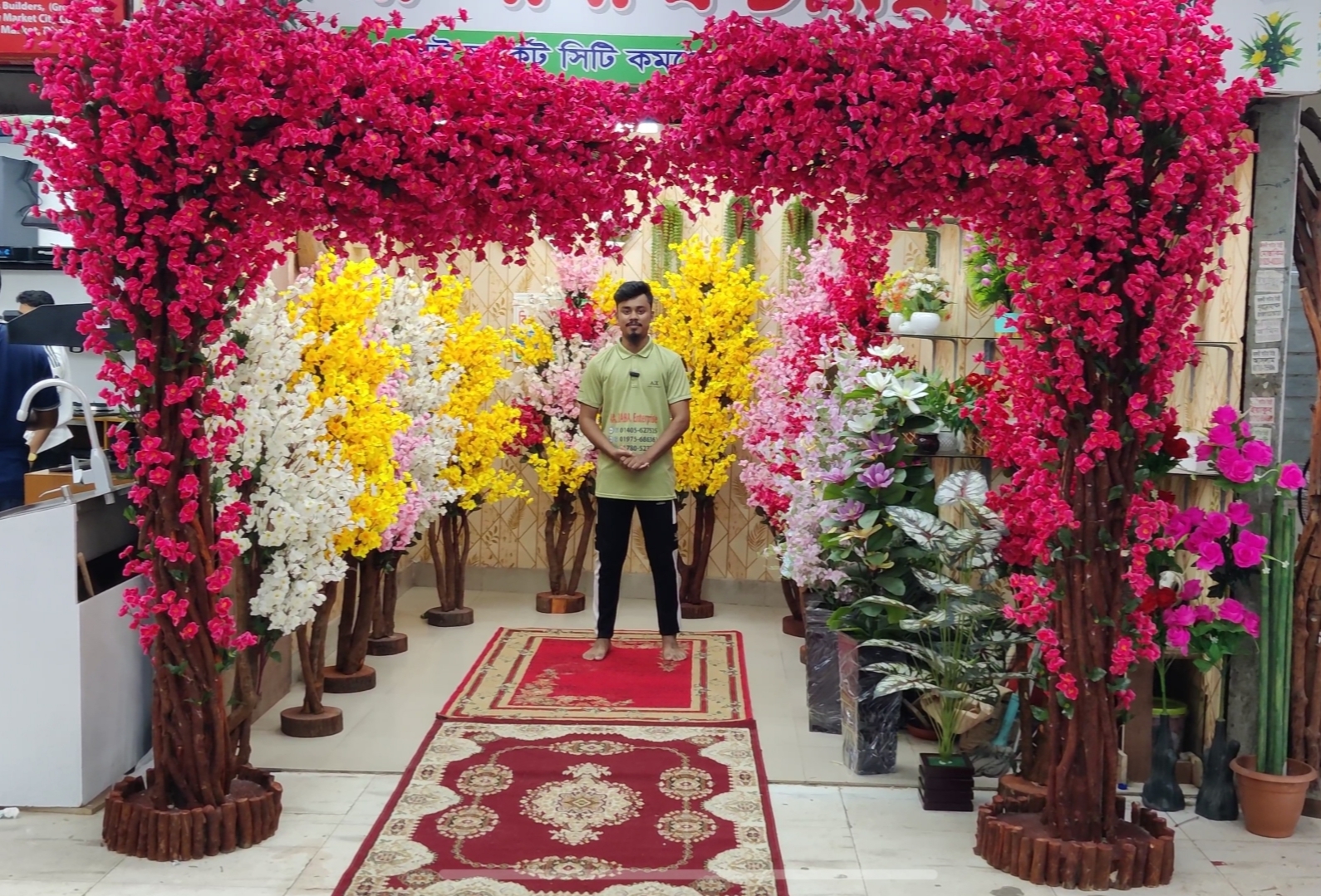 মেজেন্ডা কালার সেলফি গেট ২ পিস ৩৭,০০০  হাজার ৳