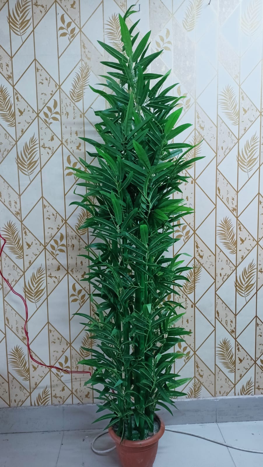 বাঁশ ঝাড় সাড়ে ৬ ফিট ১ পিস ৩৫০০৳